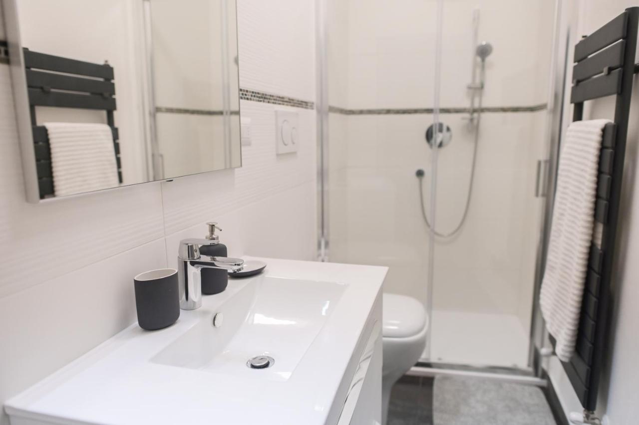 Un Terrazzo Sulla Magia Apartment Siena Bagian luar foto