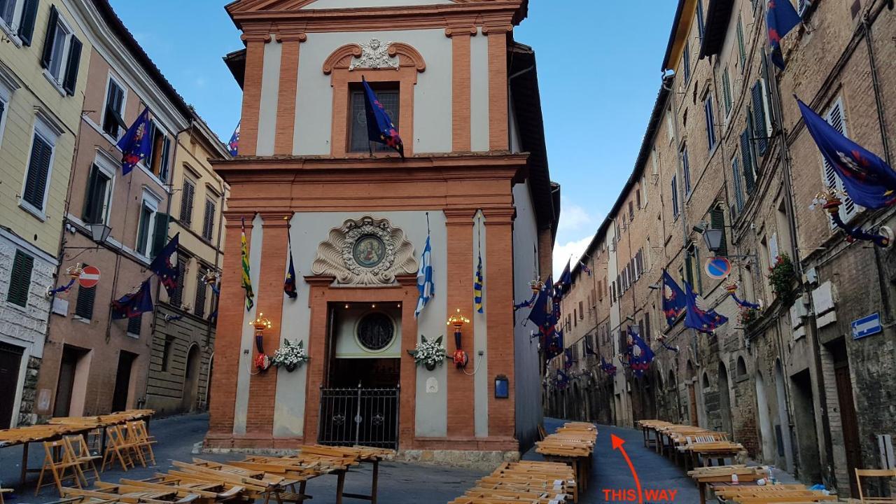 Un Terrazzo Sulla Magia Apartment Siena Bagian luar foto